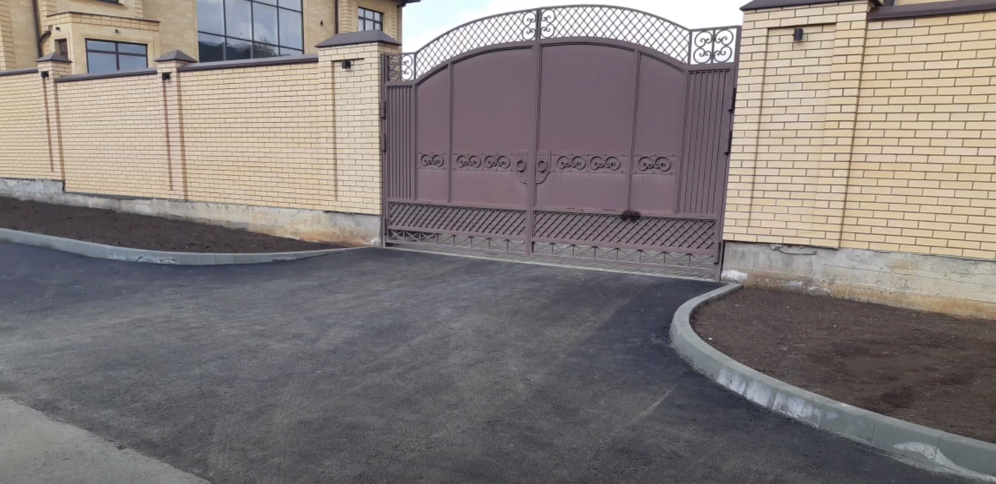 https://volgograd.blago-s.ru/storage/app/uploads/public/646/325/9f3/6463259f3434e253867272.png